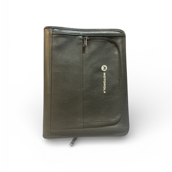 Leeds Other - Leeds Black Leather Portfolio Binder